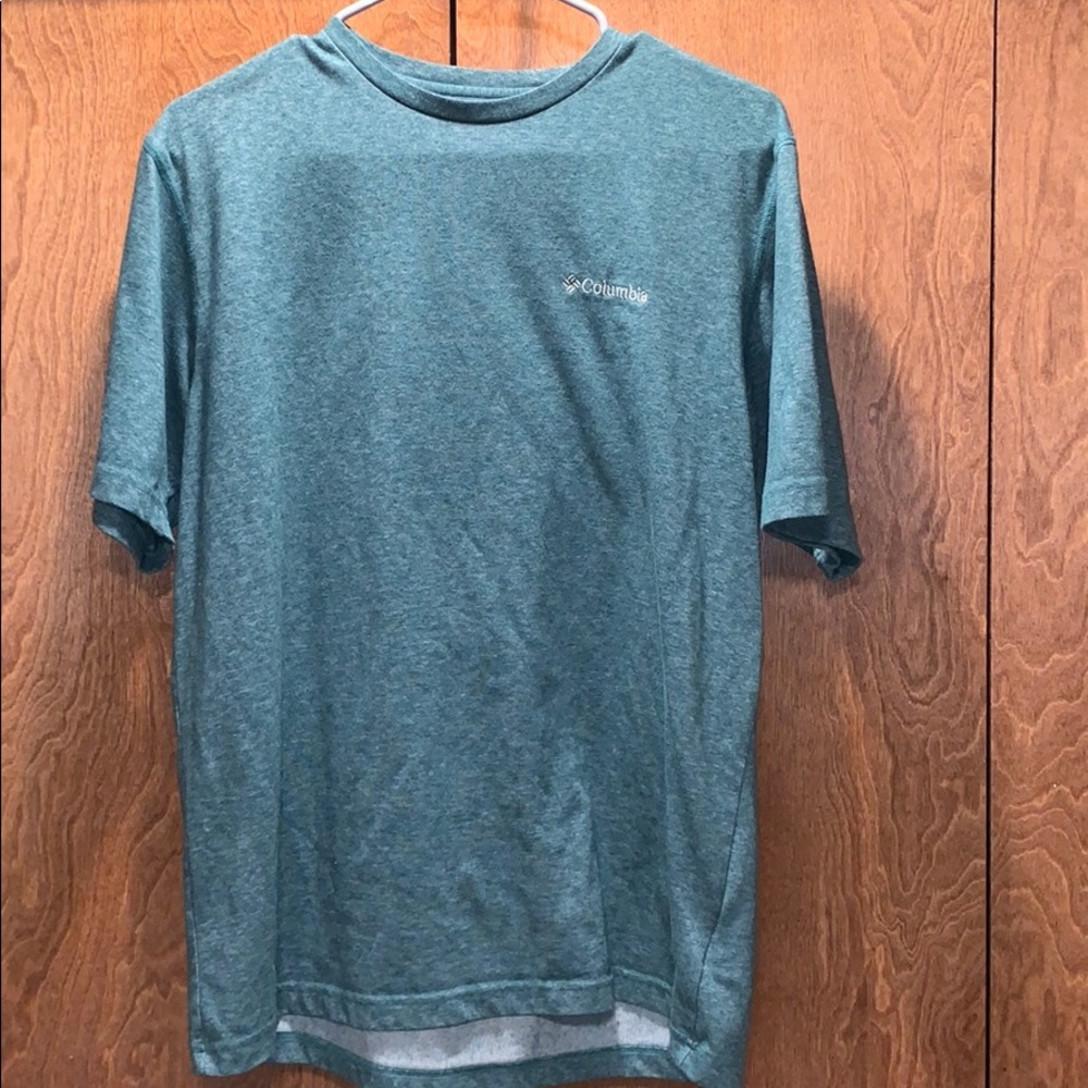 Columbia athletic tee